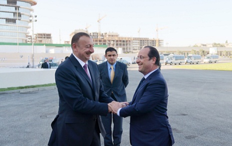 Meeting of Azerbaijan and French presidents starts in Baku